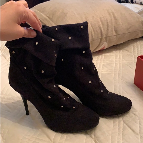 Boots - Picture 6 of 7